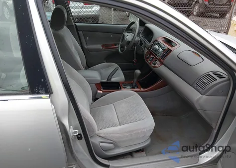 2003 Toyota Camry Le V6 from USA, damaged, VIN 4T1BF32KX3U547924